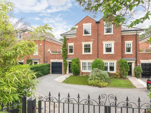 Grange Court, Old Avenue, Weybridge KT13, 4 bed semi detached house to rent, £4,250 pcm | PrimeLocation