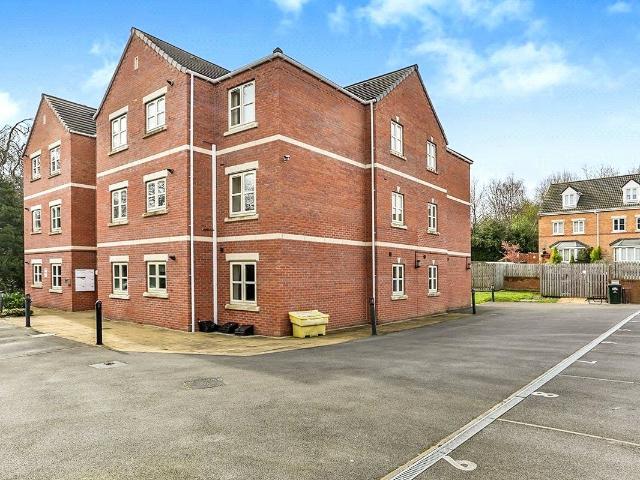 Grange Court, Wombwell, Barnsley S73, 2 bed flat to rent, £750 pcm | PrimeLocation