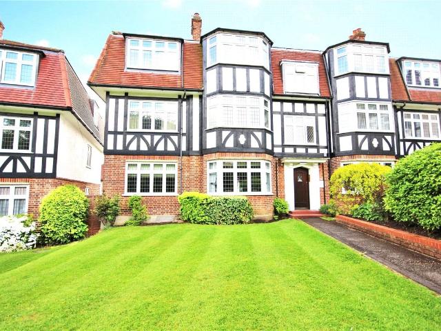 Grange Court, Upper Park, Loughton IG10, 2 bed flat to rent, £1,800 pcm | PrimeLocation