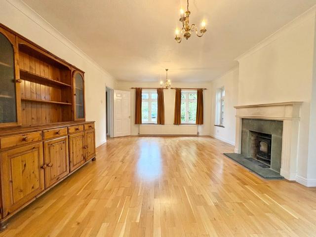 Grange Close, Ingrave, Brentwood