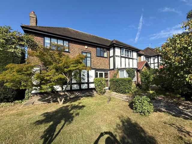 Grange Crescent, Chigwell IG7, 3 bed semi detached house to rent, £2,500 pcm | PrimeLocation