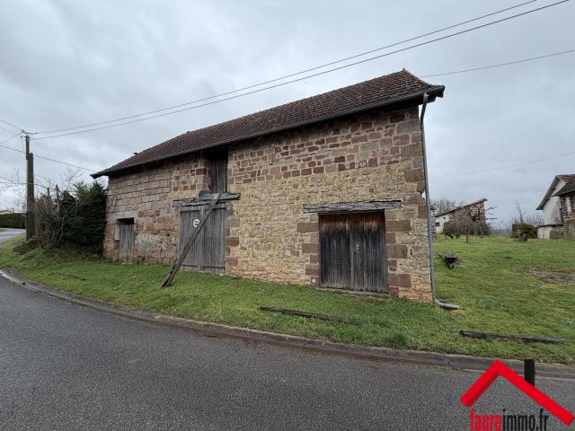 GRANGE A VARS SUR ROSEIX EN CORREZE