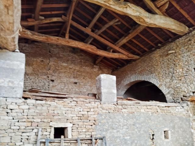 Grange à vendre Uchizy proche de Tournus 71
