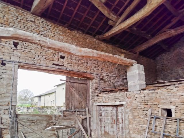 Grange à vendre Uchizy proche de Tournus 71