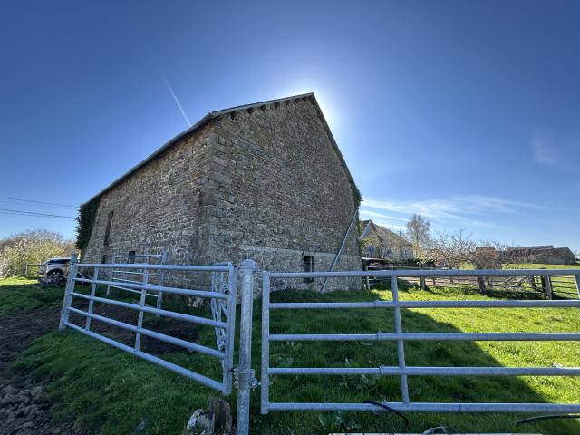 Grange à Orliac de Bar en Corrèze
