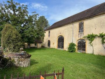 Grange à rénover avec terrain constructible m² Cazals