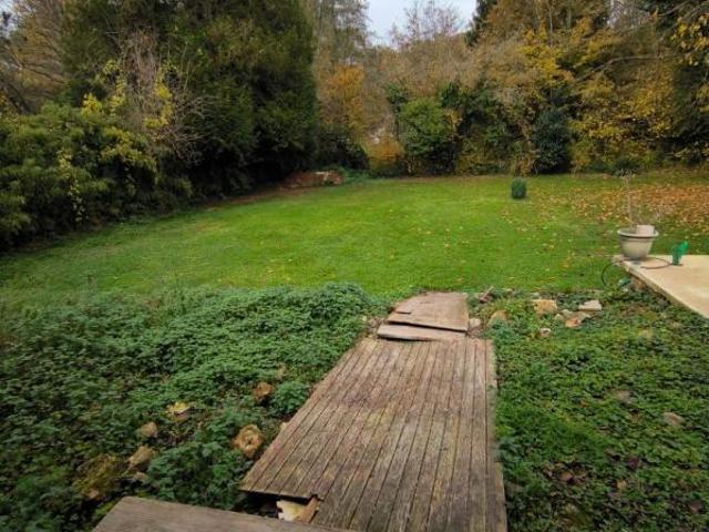 Grange à rénover avec terrain de 597 m² 10 minutes de CHATEAU THIERRY