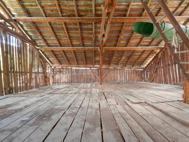 Grange à rénover entièrement Vue dégagée et ensoleillement o. 300m² Les Allues Méribel
