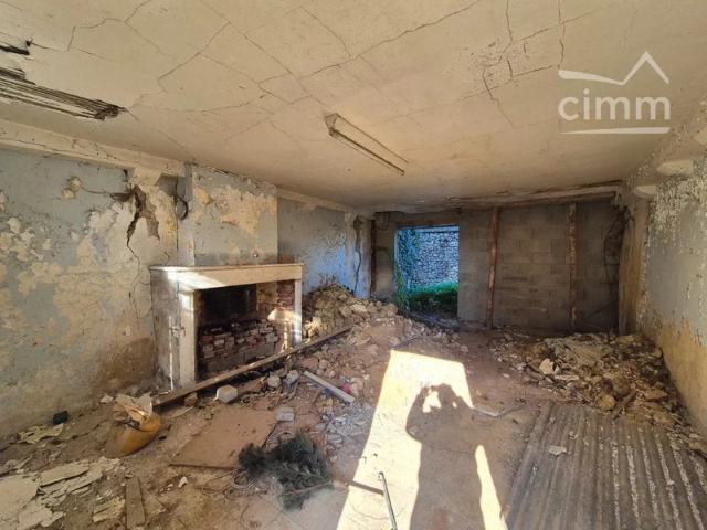 Grange à rénover – Fort potentiel à saisir !