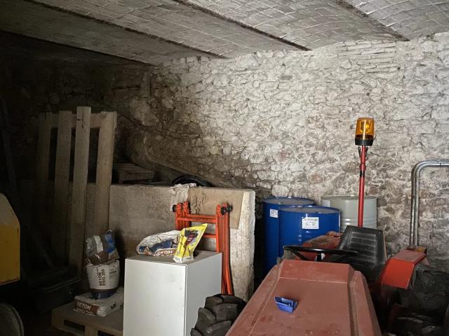 Bâtiment à aménager en logement