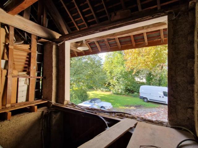 Grange à rénover: 400m2 de planché avec permis purgé sur le montcel 73100