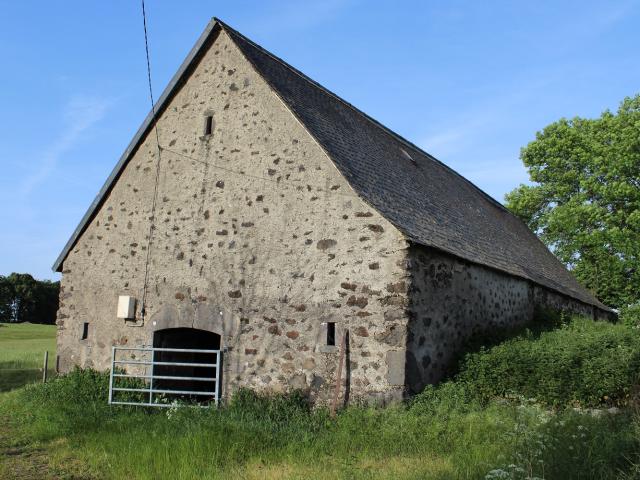 GRANGE A RENOVER