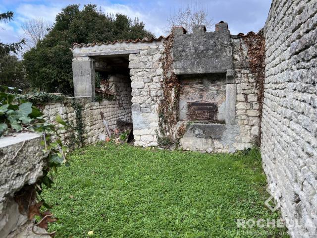 GRANGE A RÉNOVER