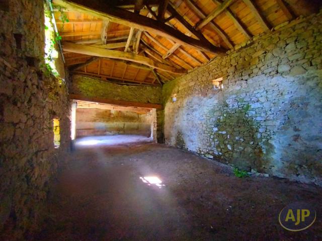 Grange à réhabiliter Beaufou