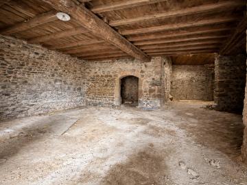 GRANGE A REHABILITER SAINT JULIEN SUR BIBOST