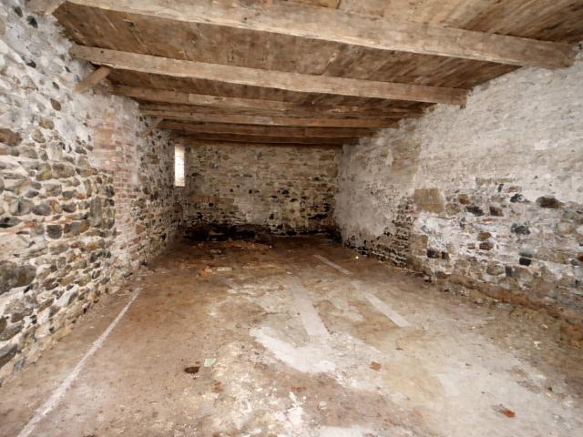 GRANGE A REHABILITER SAINT JULIEN SUR BIBOST