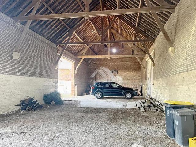 Grange aménageable À Vendre