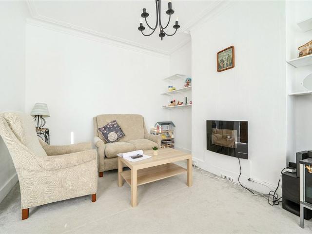 Grange Avenue, N12, London