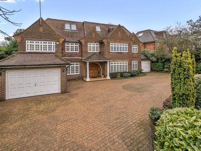 Grange Avenue, London N20, 8 bed detached house to rent, £11,000 pcm | PrimeLocation