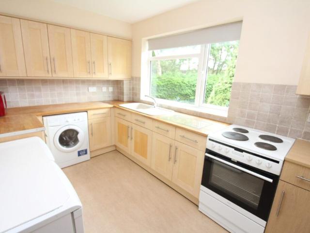 Grange Gardens N14, 2 bed flat to rent, £1,650 pcm | PrimeLocation