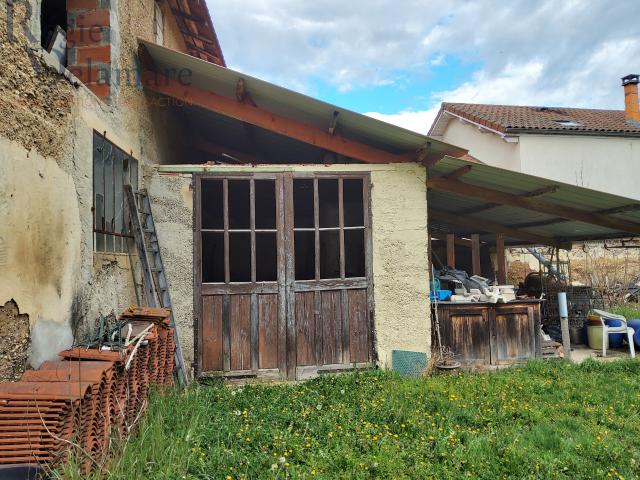 Grange en pisé
