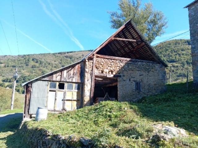 Grange Moulis à rénover de plus de 90m²