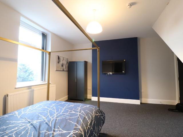 Grange Mount, Prenton CH43, 3 bed shared accommodation to rent, £595 pcm | PrimeLocation