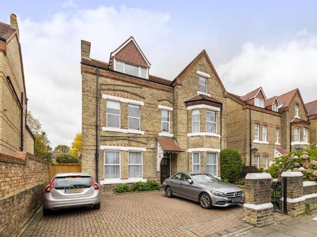 Grange Park, London, W5 2 bed flat to rent £1,950 pcm £450 pw