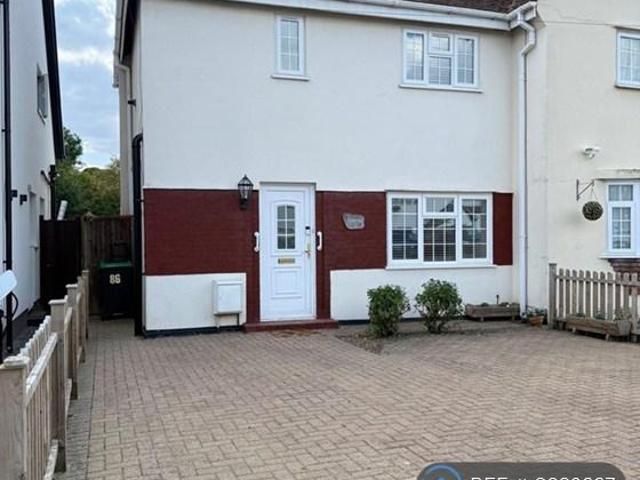 Grange Road, Chessington, KT9 3 bed semi detached house to rent £2,450 pcm £565 pw