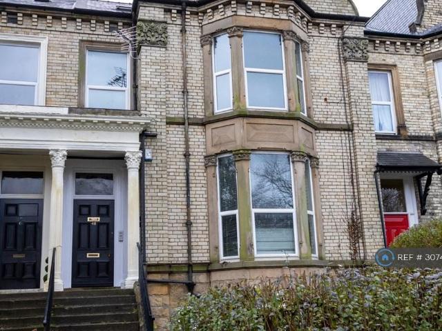 Grange Road, Darlington, DL1 2 bed flat to rent £850 pcm £196 pw