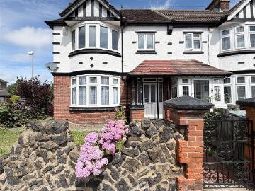 Grange Road, Gravesend DA11, 4 bed end terrace house to rent, £1,800 pcm | PrimeLocation