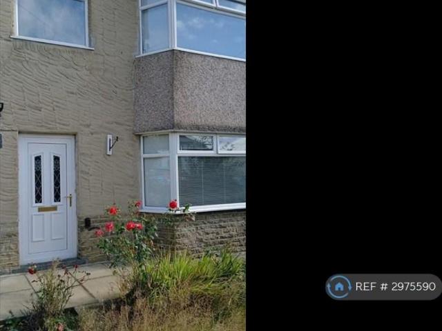 Grange Road, Keighley, BD20 3 bed semi detached house to rent £1,025 pcm £237 pw