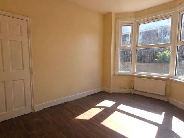 Grange Road, London E13, 4 bed terraced house to rent, £2,900 pcm | PrimeLocation