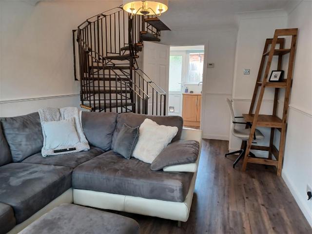Grange Way, Sandbach CW11, 1 bed terraced house to rent, £795 pcm | PrimeLocation