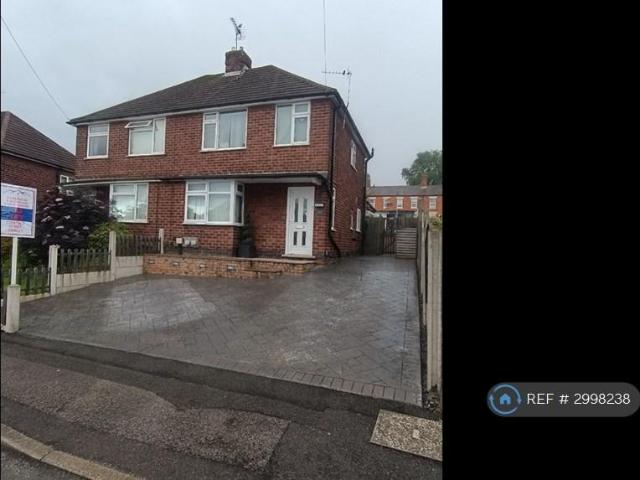 Grange View, Eastwood, Nottingham, NG16 3 bed semi detached house to rent £1,075 pcm £248 pw