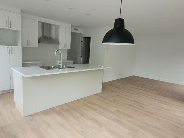 GRAND 4 ½ DISPONIBLE MAINTENANT