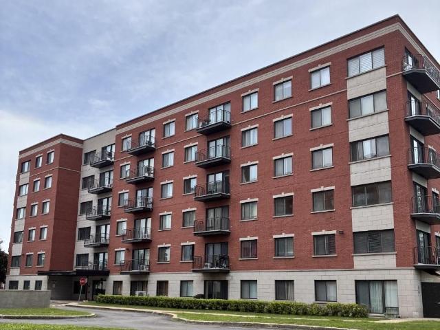 Grand 4 1/2 à louer REM – Panama Brossard