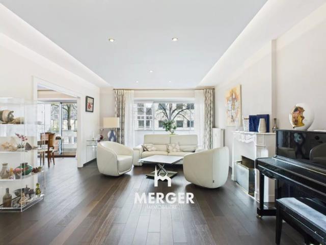 GRAND 4P RENOVE AVEC TERRASSES GARAGE