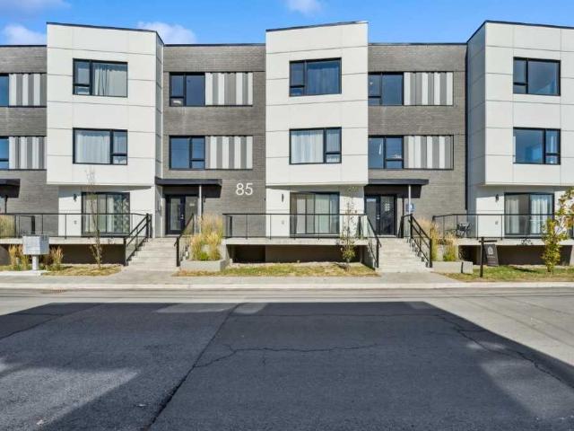 Grand 5 ½ Moderne à Saint Rémi | 2 Stationnements Intérieurs | 1 Mois Gratuit