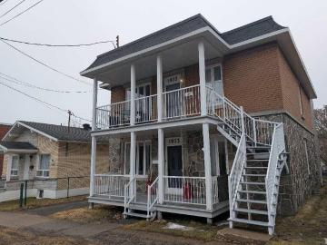 GRAND 6 1/2 A SHAWINIGAN RUE LAVERGNE CONTACTER NOUS AU 514 377 7407