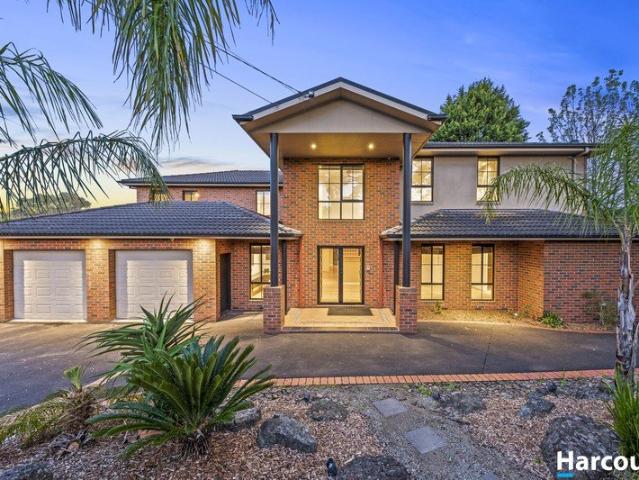 Grand 7 Bedroom Home on Large 1,884sqm Block of Land