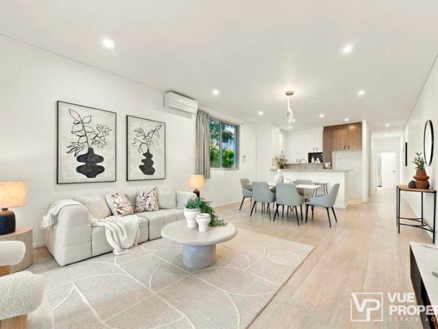 Grand 182sqm Townhouse Style Residence with Exclusive Private Terrace
