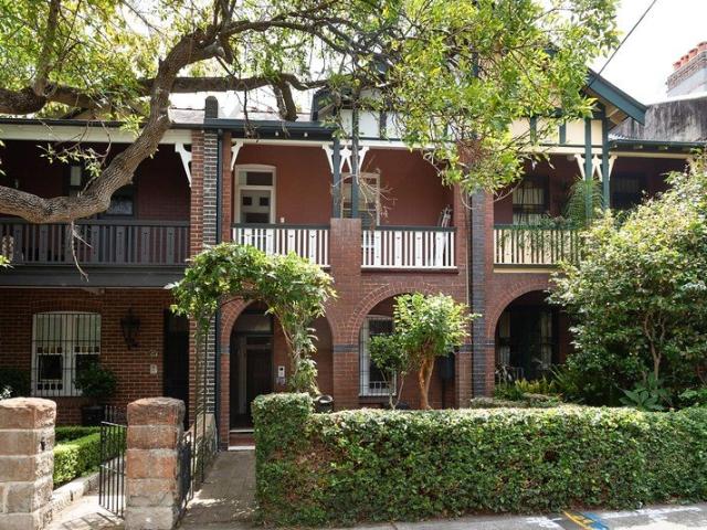 Grand 211sqm terrace with rear parking on Paddington's fringe