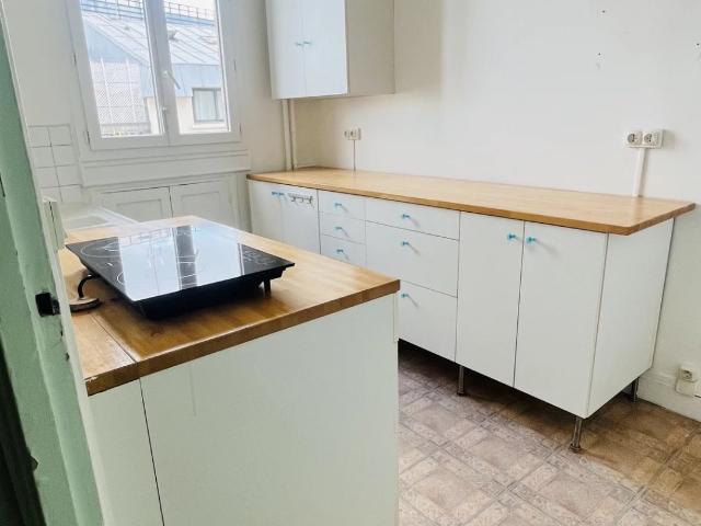 GRAND 2 PIECES DE 53,60M2 A VANVES CORENTIN CELTON