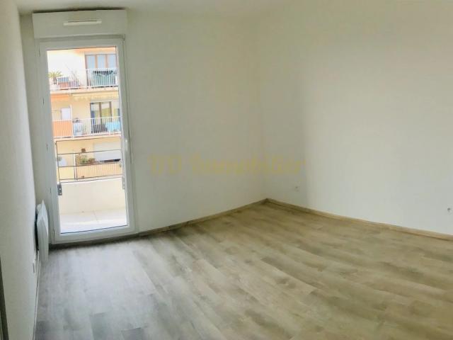 Grand 2p de 43.14 m² + Terrasse de 8.67 m² + 1 parking