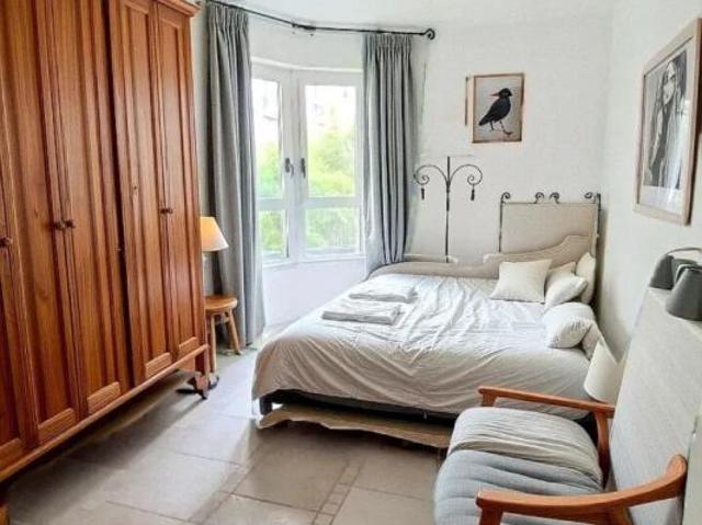Grand 3 pièces de 94 m² ? Quartier résidentiel et calme ? Paris 15e