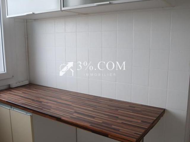 Grand T3 voire T4. Seclin centre