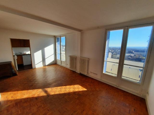 Grand T3 secteur Guilhemery, Rue du professeur Martin