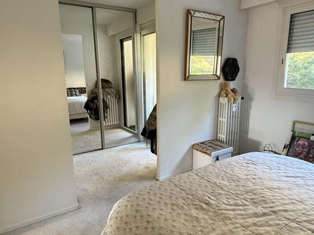 Grand T2 vue mer, parking et cave