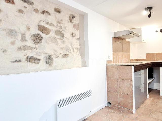 GRAND T2 avec mezzanine de 62m²* LE CONFORT DU TOUT A PIED *FAIBLES CHARGES*FORTE DEMANDE LOCATIVE